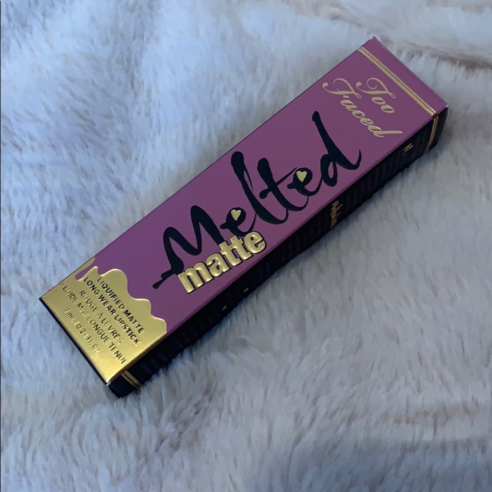 Too Faced Melted Matte lipstick